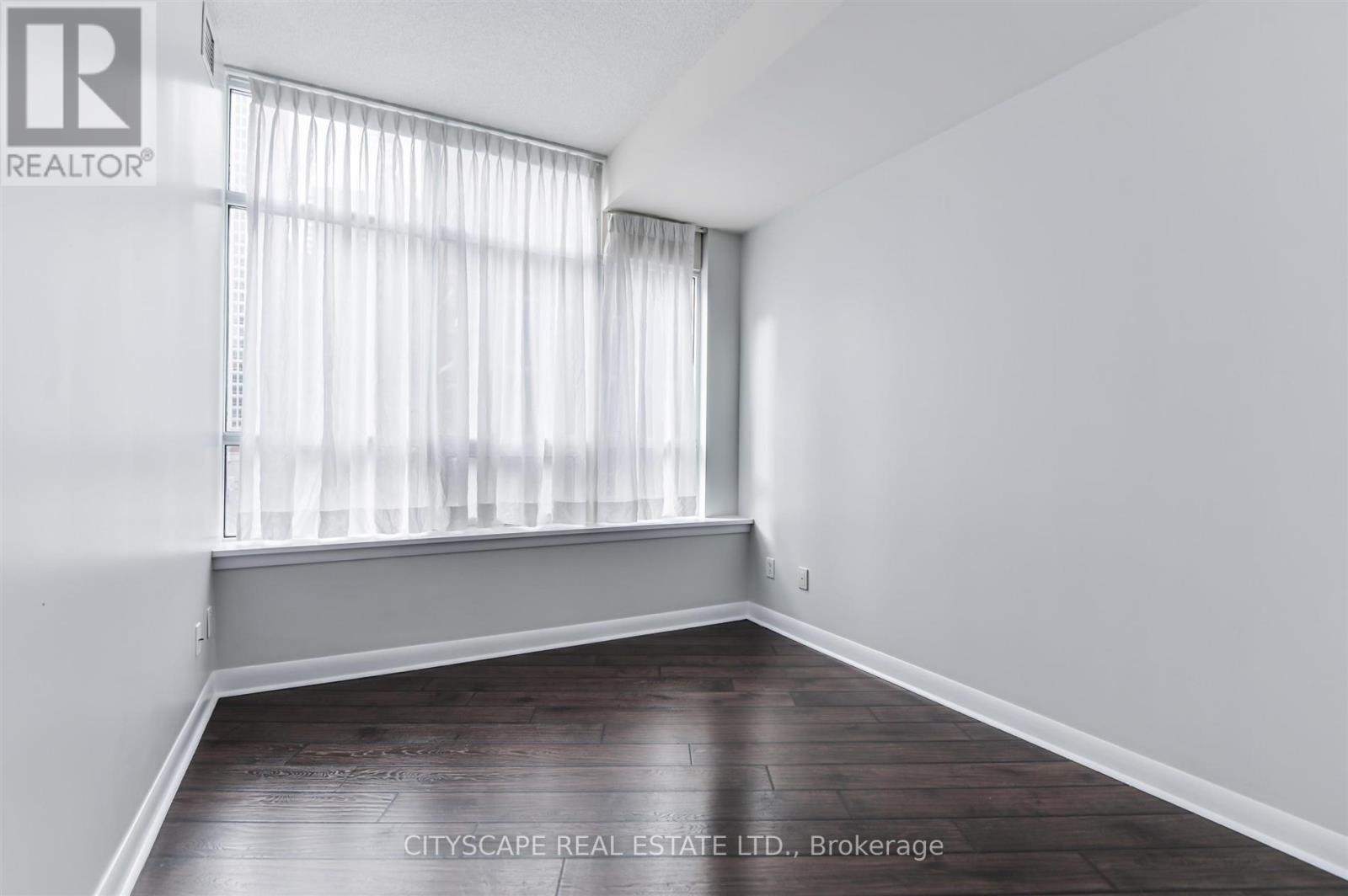 411 - 15 Bruyeres Mews, Toronto, Ontario  L6W 1T8 - Photo 13 - C13455724