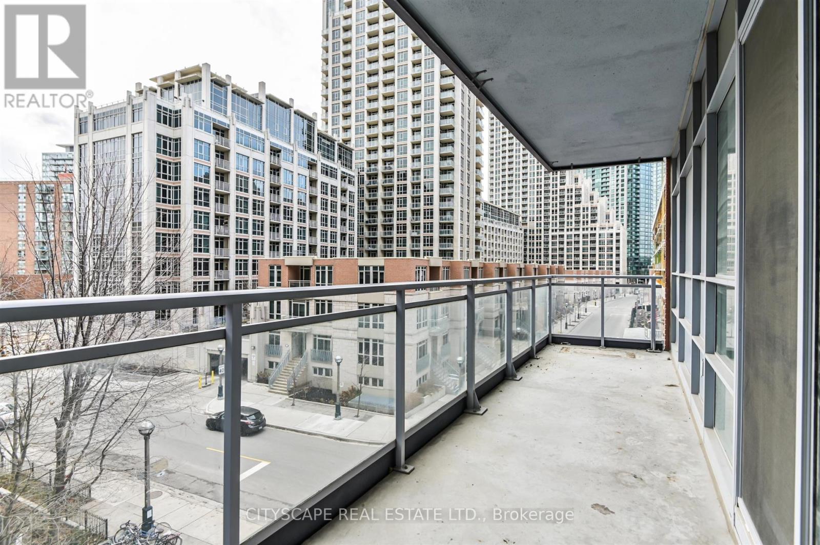 411 - 15 Bruyeres Mews, Toronto, Ontario  L6W 1T8 - Photo 7 - C13455724