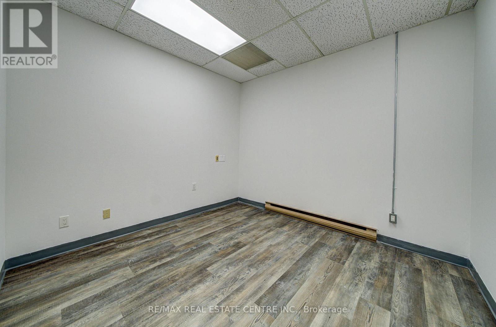 L10 - 15 Elizabeth Street, Orangeville, Ontario  L9W 3X3 - Photo 8 - W13022080