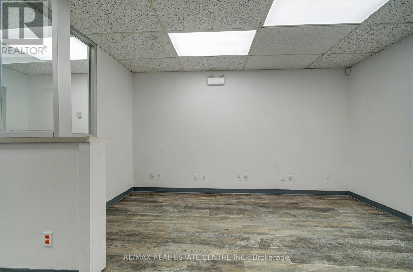 L10 - 15 Elizabeth Street, Orangeville, Ontario  L9W 3X3 - Photo 5 - W13022080