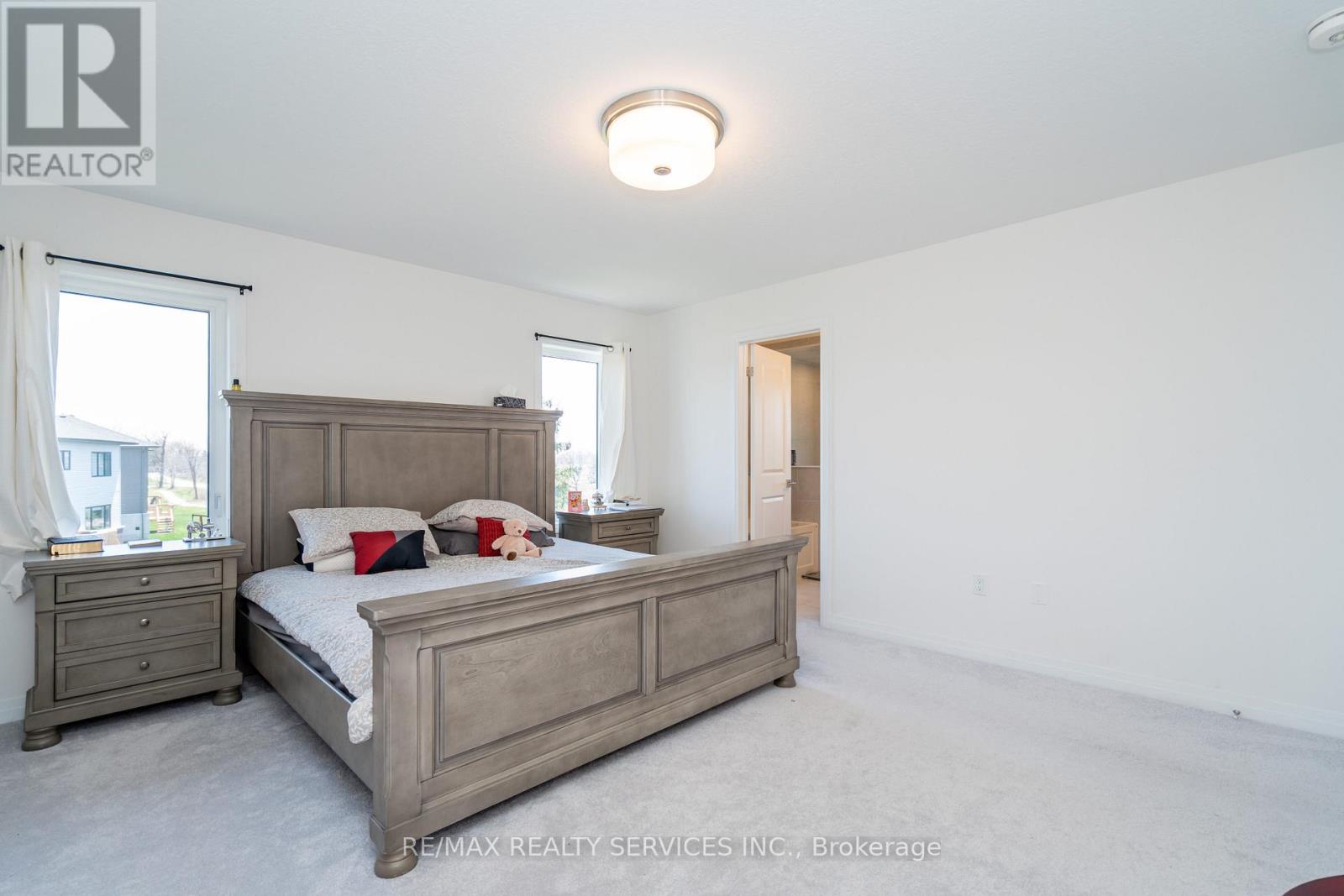 3700 Quayside Drive, Severn (West Shore), Ontario  L3V 6H3 - Photo 35 - S13456730