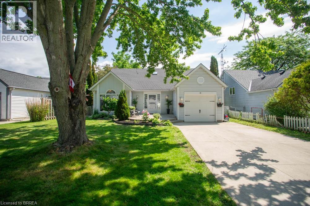 61 LESLIE Avenue, Port Dover, Ontario