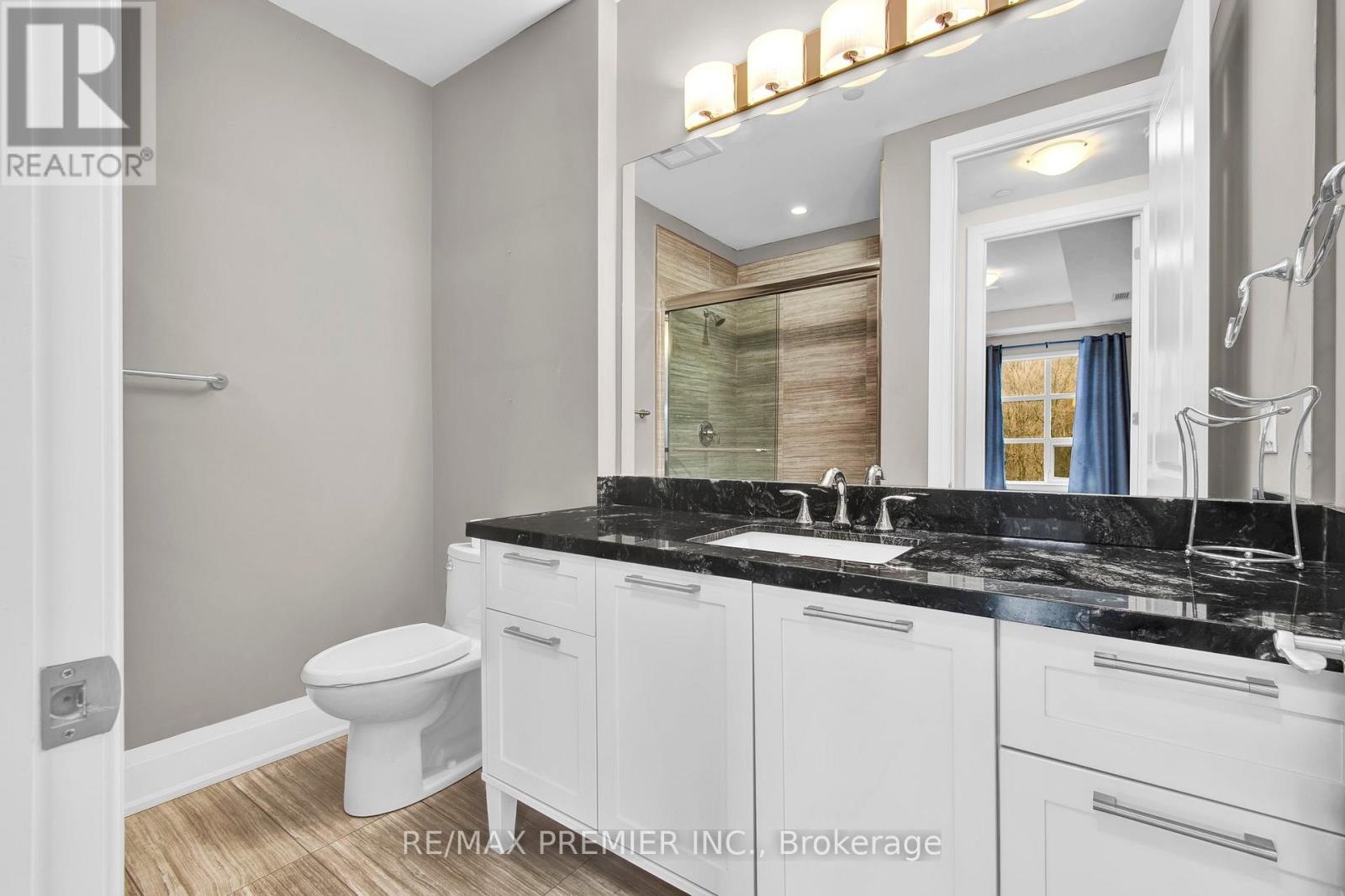 402 - 9909 Pine Valley Drive, Vaughan, Ontario  L4L 1A6 - Photo 16 - N13456550