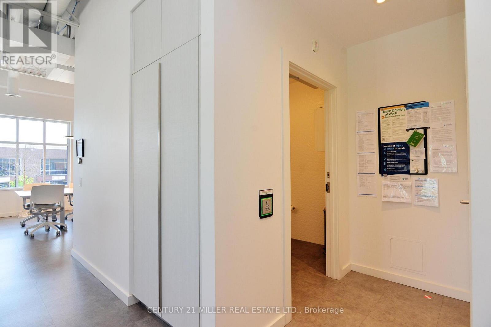 15 & 16 - 225 Speers Road, Oakville, Ontario  L6K 0J4 - Photo 25 - W13456610