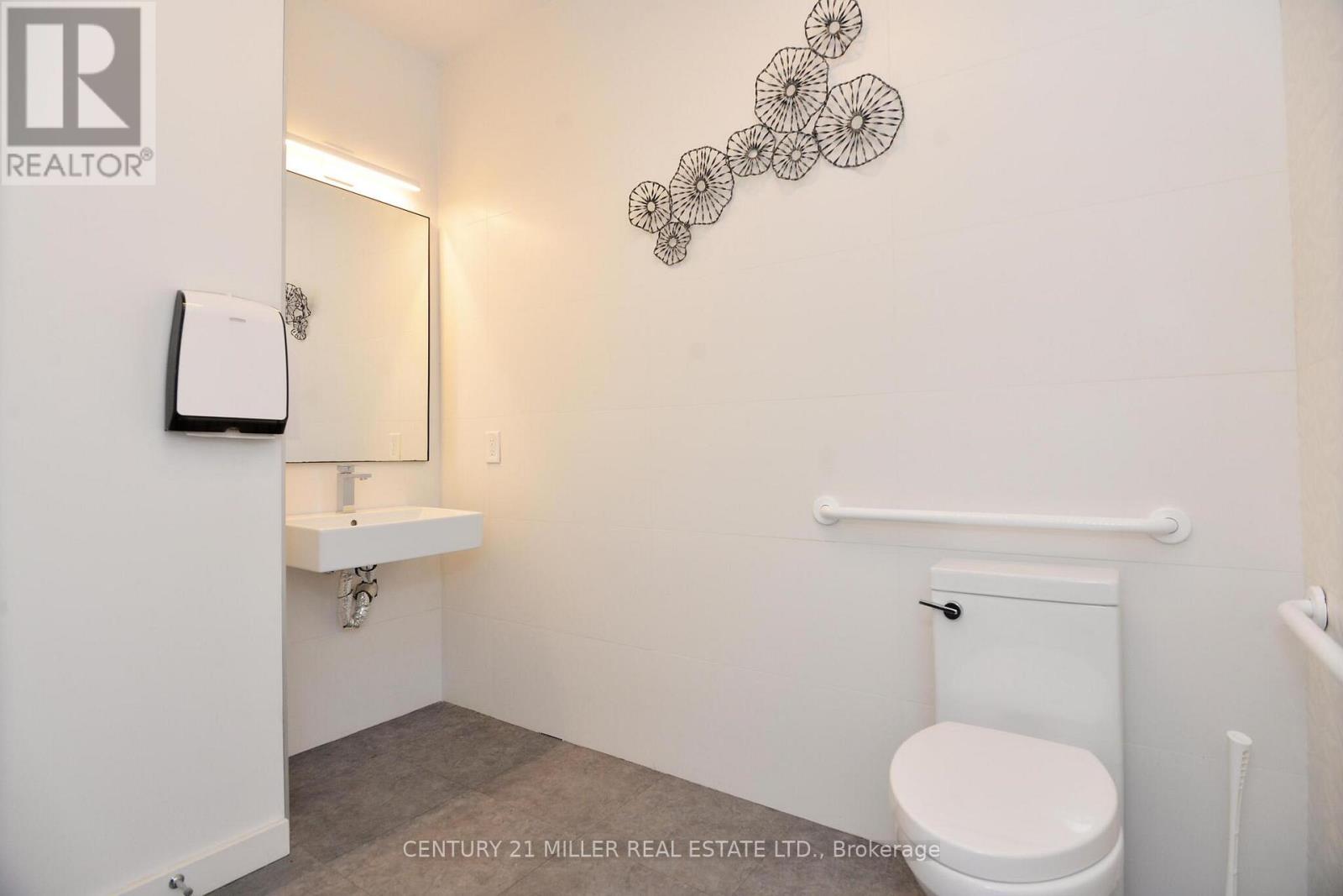 15 & 16 - 225 Speers Road, Oakville, Ontario  L6K 0J4 - Photo 38 - W13456610