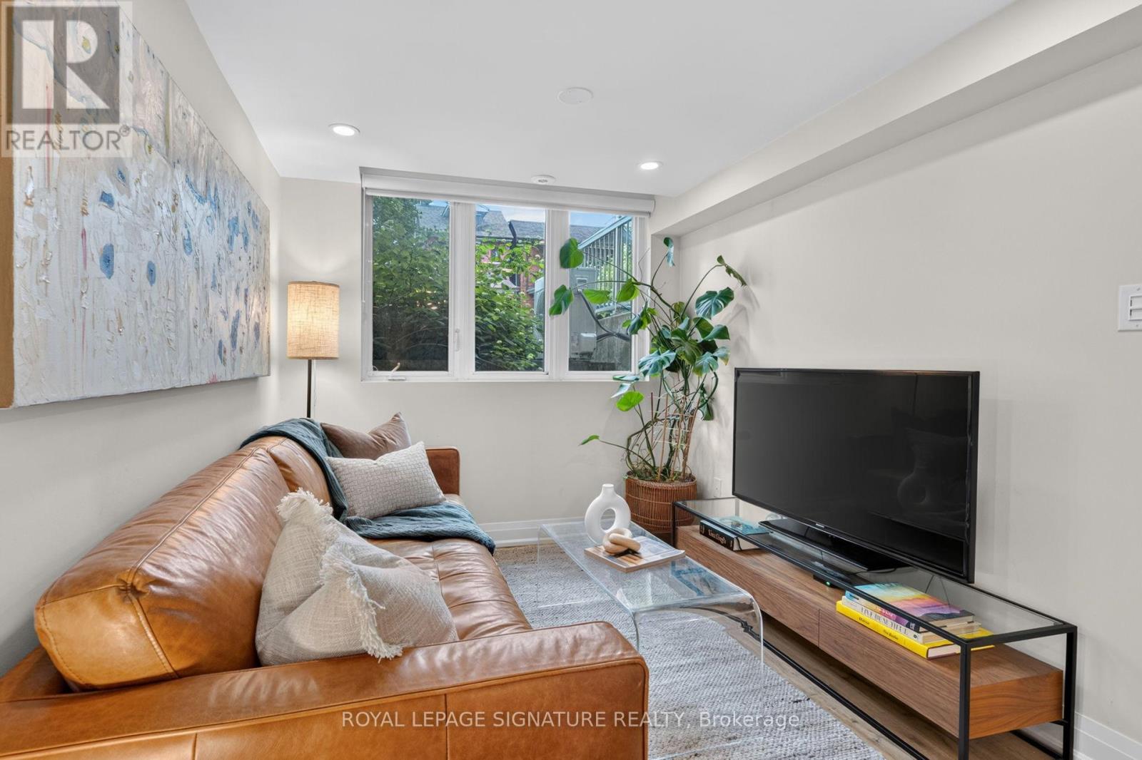 163 - 351 Wallace Avenue, Toronto, Ontario  M6P 3N1 - Photo 14 - W13456708