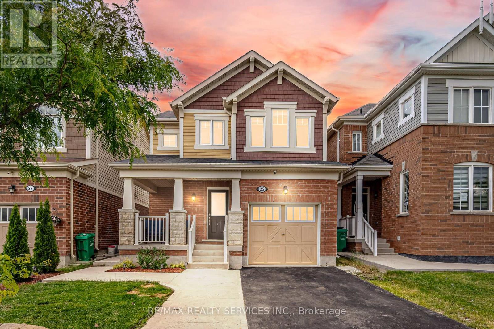 25 BANNISTER CRESCENT, Brampton, Ontario
