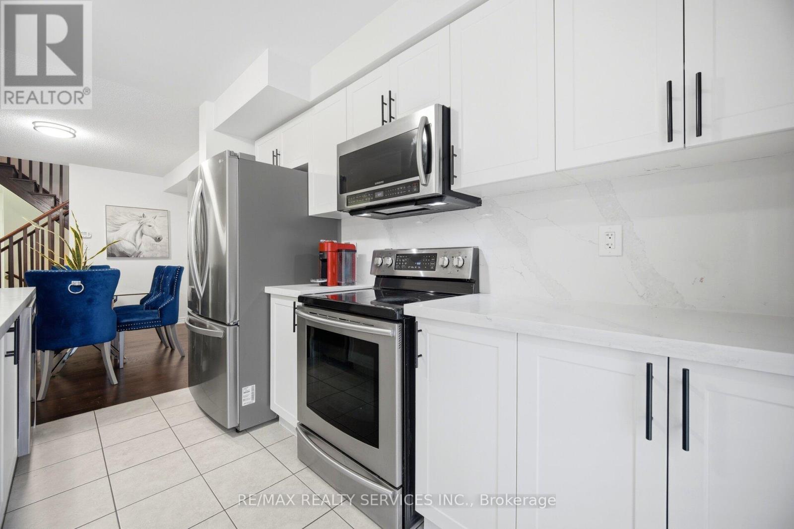 25 Bannister Crescent, Brampton, Ontario  L7A 4H2 - Photo 11 - W13456734