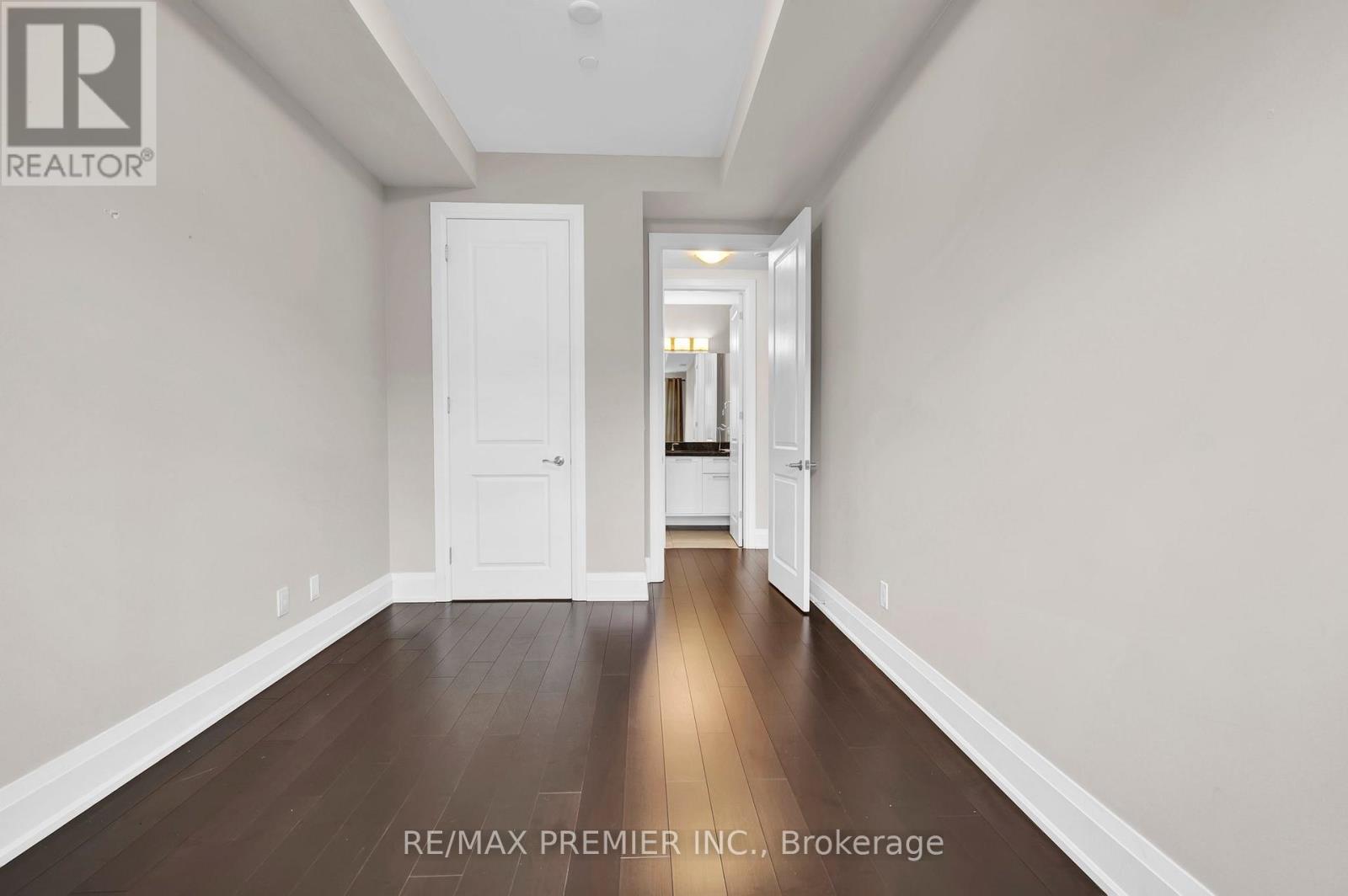 402 - 9909 Pine Valley Drive, Vaughan, Ontario  L4L 1A6 - Photo 18 - N13456550