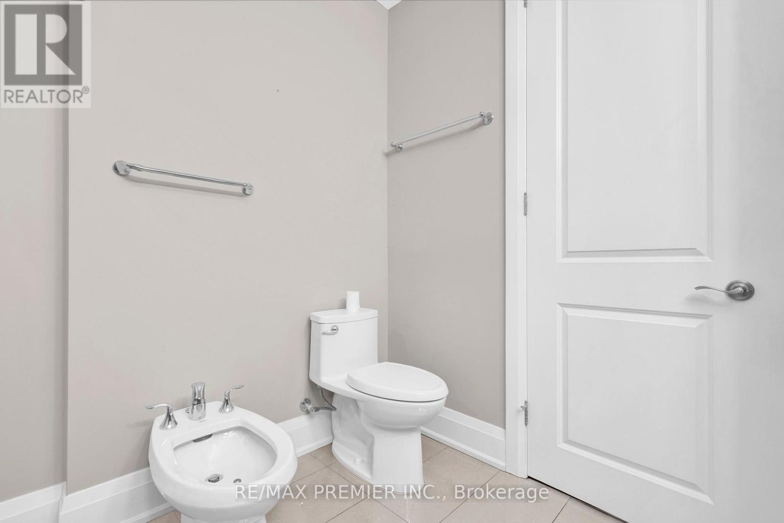 402 - 9909 Pine Valley Drive, Vaughan, Ontario  L4L 1A6 - Photo 23 - N13456550