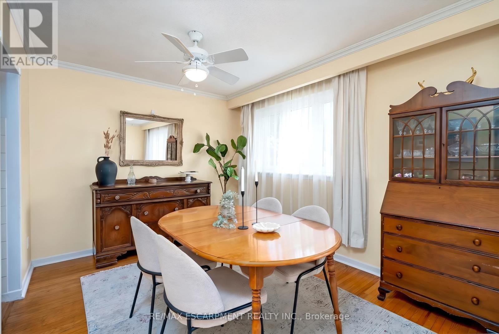652 Ardleigh Crescent, Burlington, Ontario  L7L 4K8 - Photo 13 - W13126196