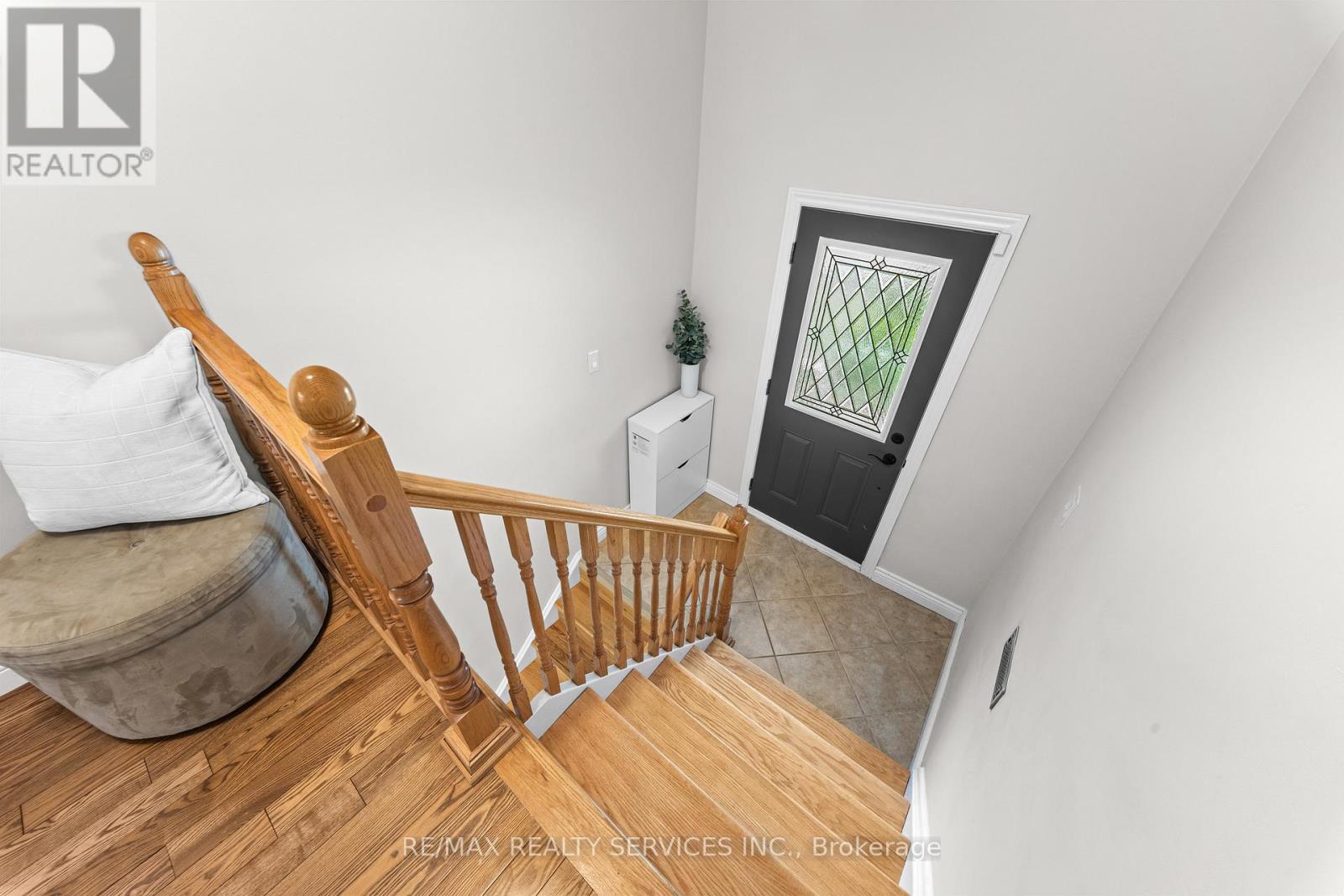 20 Linkdale Road, Brampton, Ontario  L6V 2Y4 - Photo 5 - W13452598