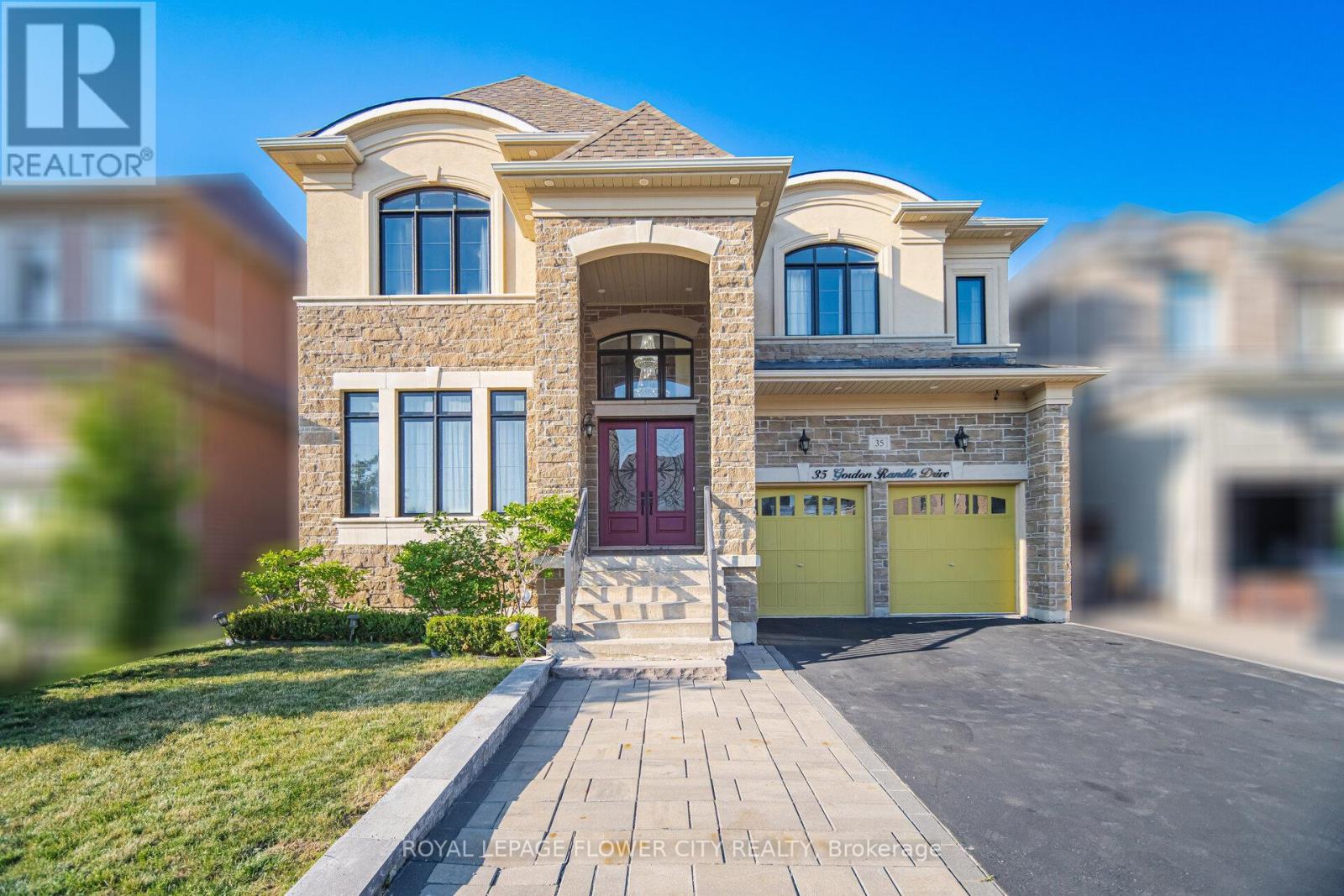 35 GORDON DRIVE, Brampton, Ontario