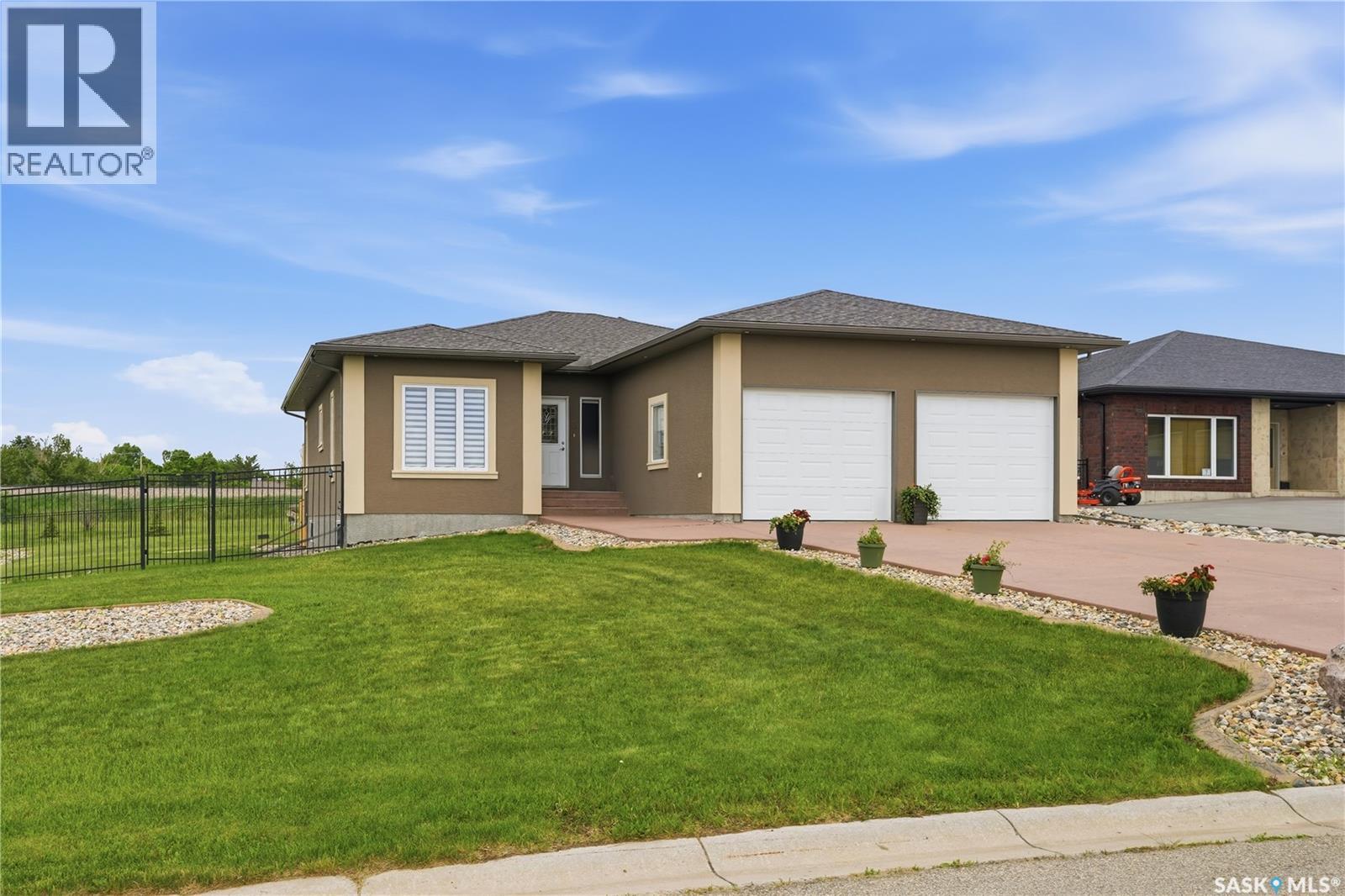 3 Iron Bridge Terrace, Moose Jaw, Saskatchewan  S6J 0B5 - Photo 1 - SK037379