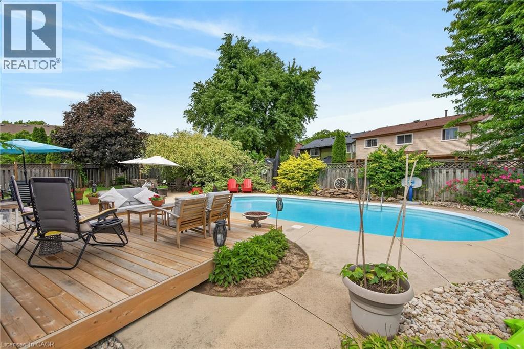 7 Corsica Court, Hamilton, Ontario  L9B 2E2 - Photo 44 - 40840467