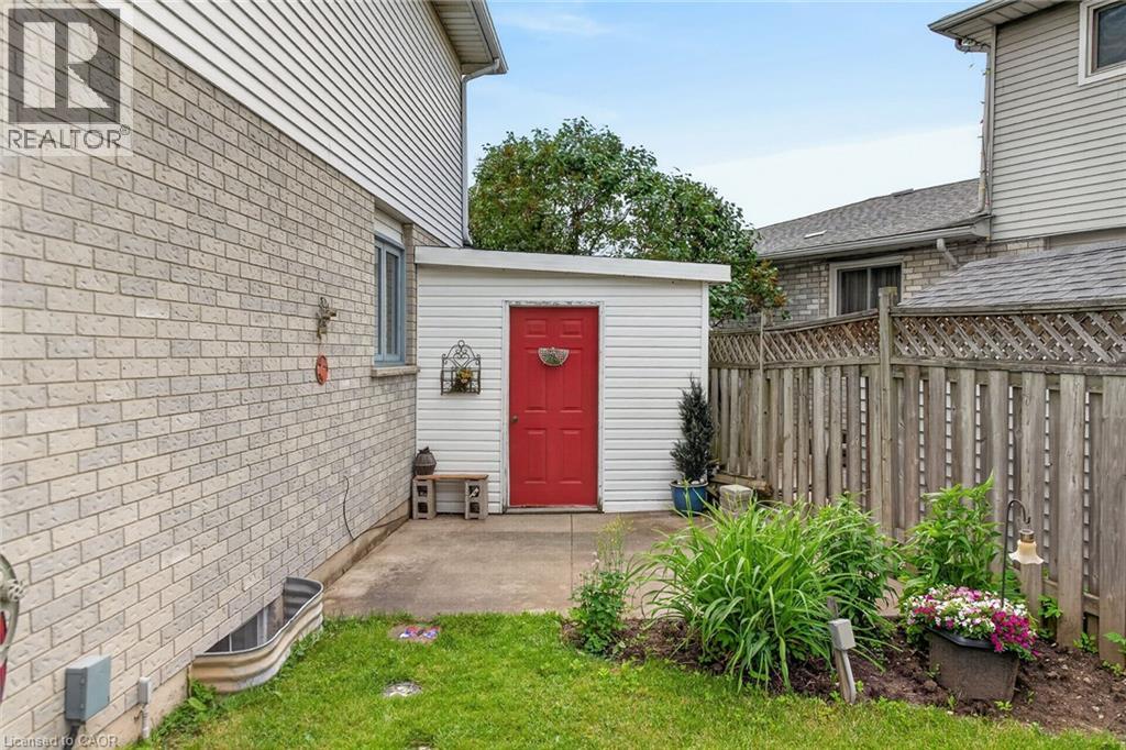 7 Corsica Court, Hamilton, Ontario  L9B 2E2 - Photo 49 - 40840467