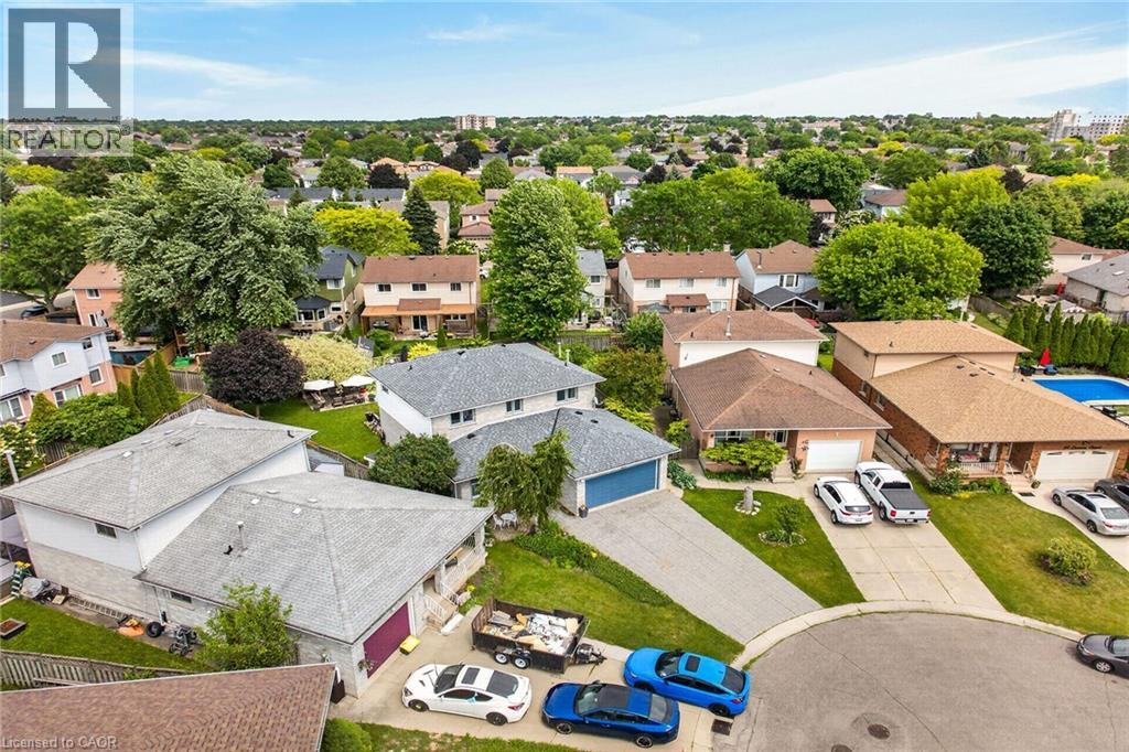 7 Corsica Court, Hamilton, Ontario  L9B 2E2 - Photo 50 - 40840467
