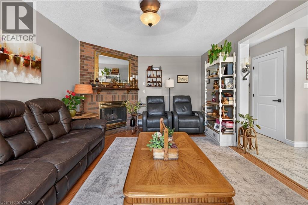 7 Corsica Court, Hamilton, Ontario  L9B 2E2 - Photo 17 - 40840467