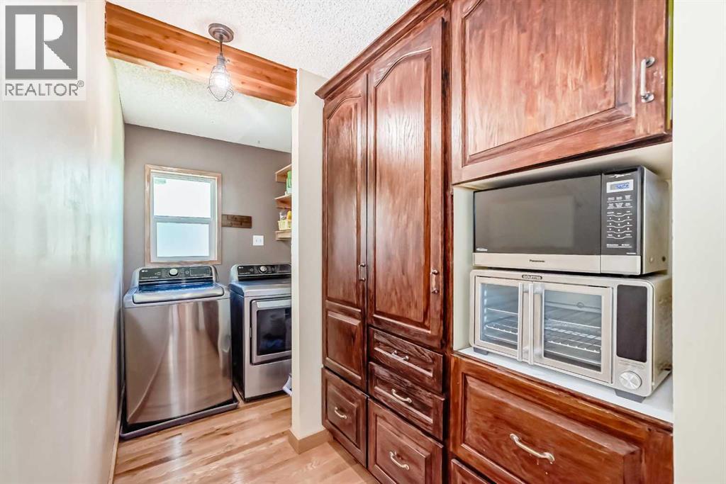 51 Manyhorses Drive, Rural Rocky View County, Alberta  T3Z 1A2 - Photo 13 - A2321103
