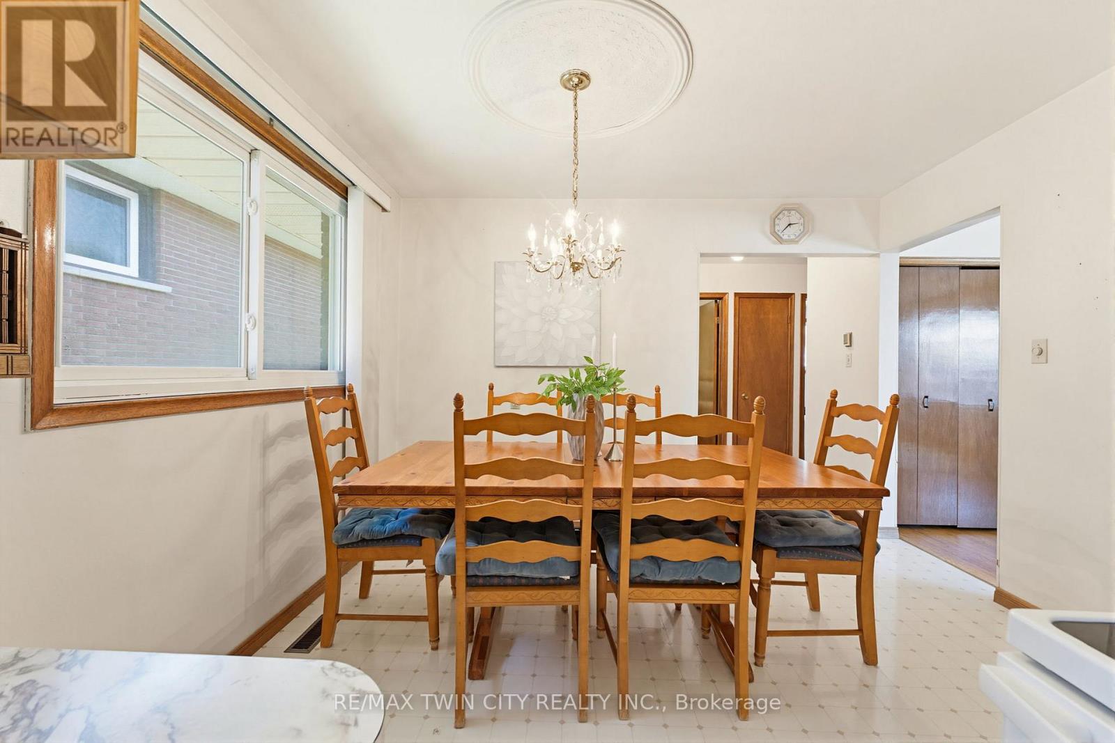 34 Volta Avenue, Kitchener, Ontario  N2A 2P8 - Photo 12 - X13456672