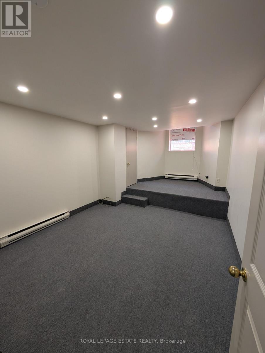 Lower Level - 238 Gerrard Street E, Toronto, Ontario  M5A 2E8 - Photo 11 - C13151866