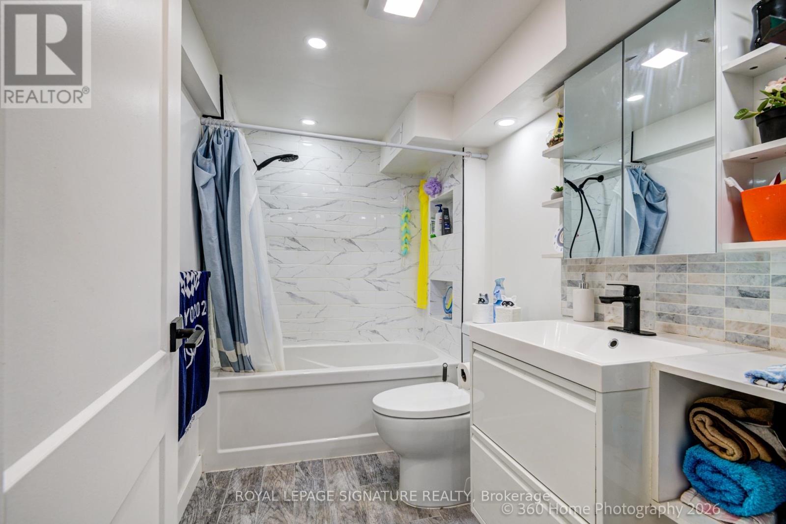 97 Donlands Avenue, Toronto, Ontario  M4J 3N9 - Photo 35 - E13455636