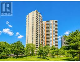 1702 - 10 MARTHA EATON WAY, Toronto, Ontario