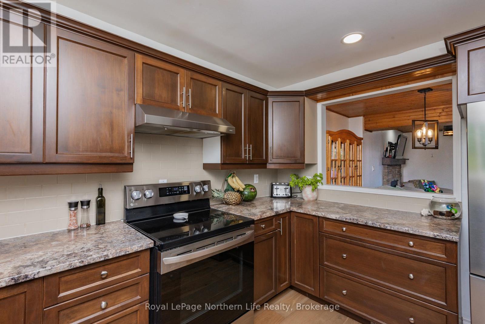 1 - 328 Wickstead Avenue, North Bay, Ontario  P1A 3L8 - Photo 6 - X13456838