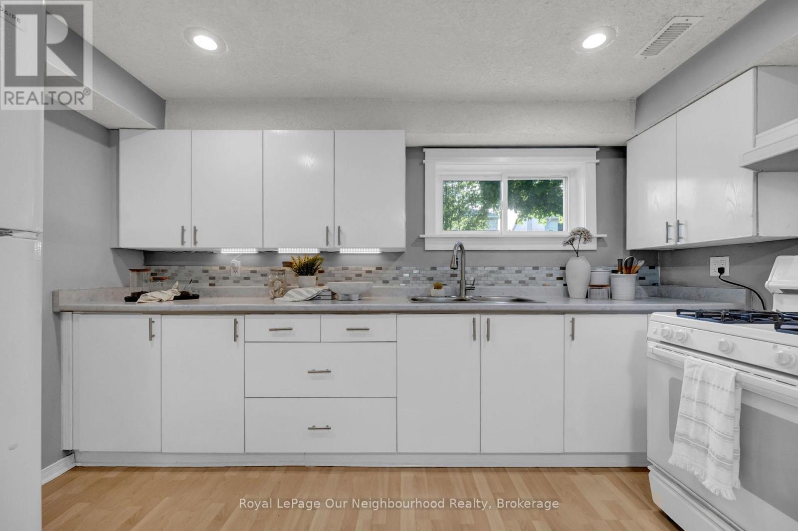 99 Foster Creek Drive, Clarington, Ontario  L1B 1G5 - Photo 25 - E13456874