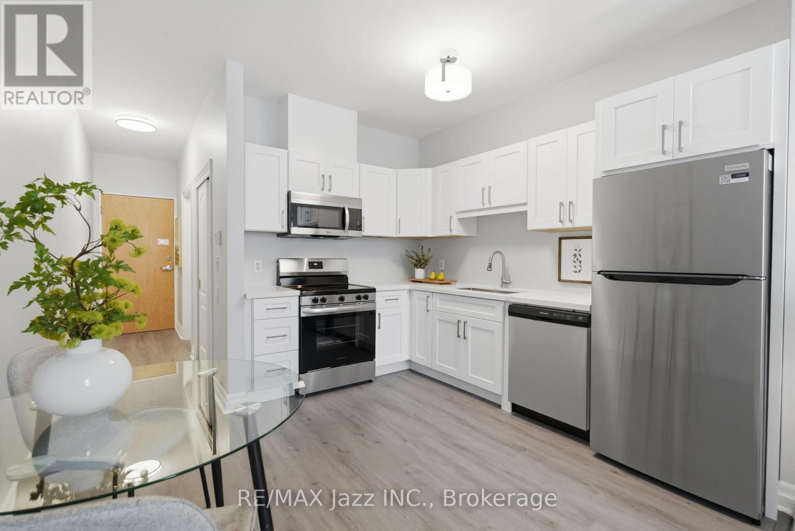 102 - 44 Bond Street W, Oshawa, Ontario L1G 6R2 - Photo 16 - E13456932