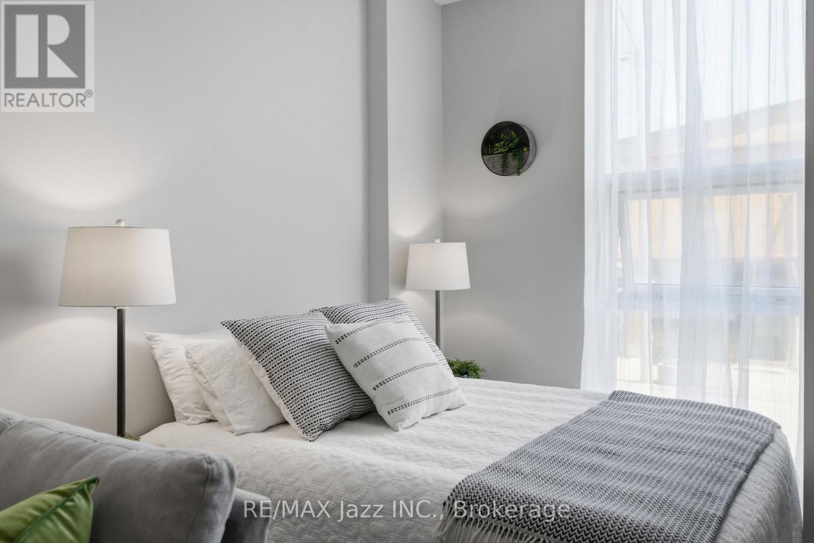 102 - 44 Bond Street W, Oshawa, Ontario L1G 6R2 - Photo 28 - E13456932
