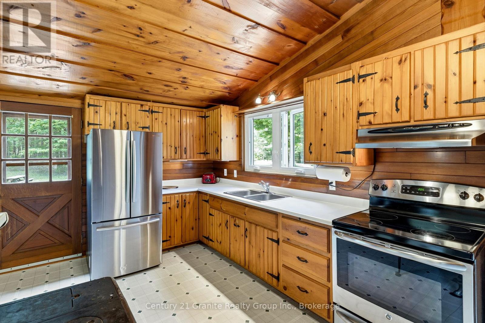 1069 Rice Road, Minden Hills, Ontario  K0M 1K0 - Photo 7 - X13456868
