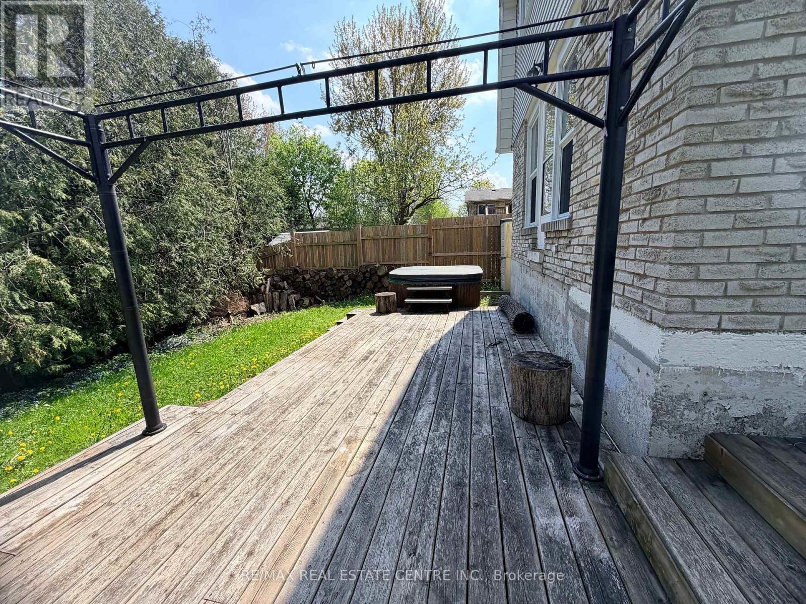 34 Woodridge Drive, Guelph, Ontario  N1H 7E2 - Photo 23 - X13456790