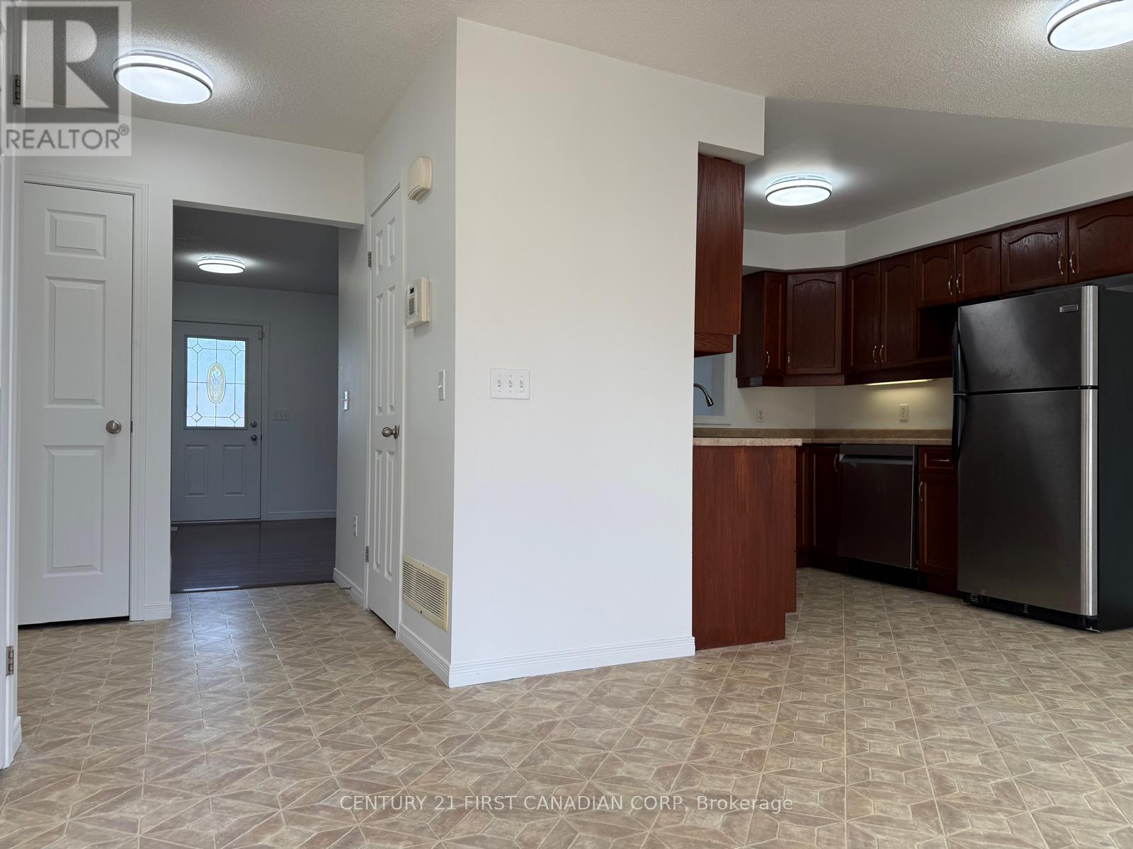52 - 1600 Mickleborough Drive, London North, Ontario  N6G 5R9 - Photo 4 - X13456862