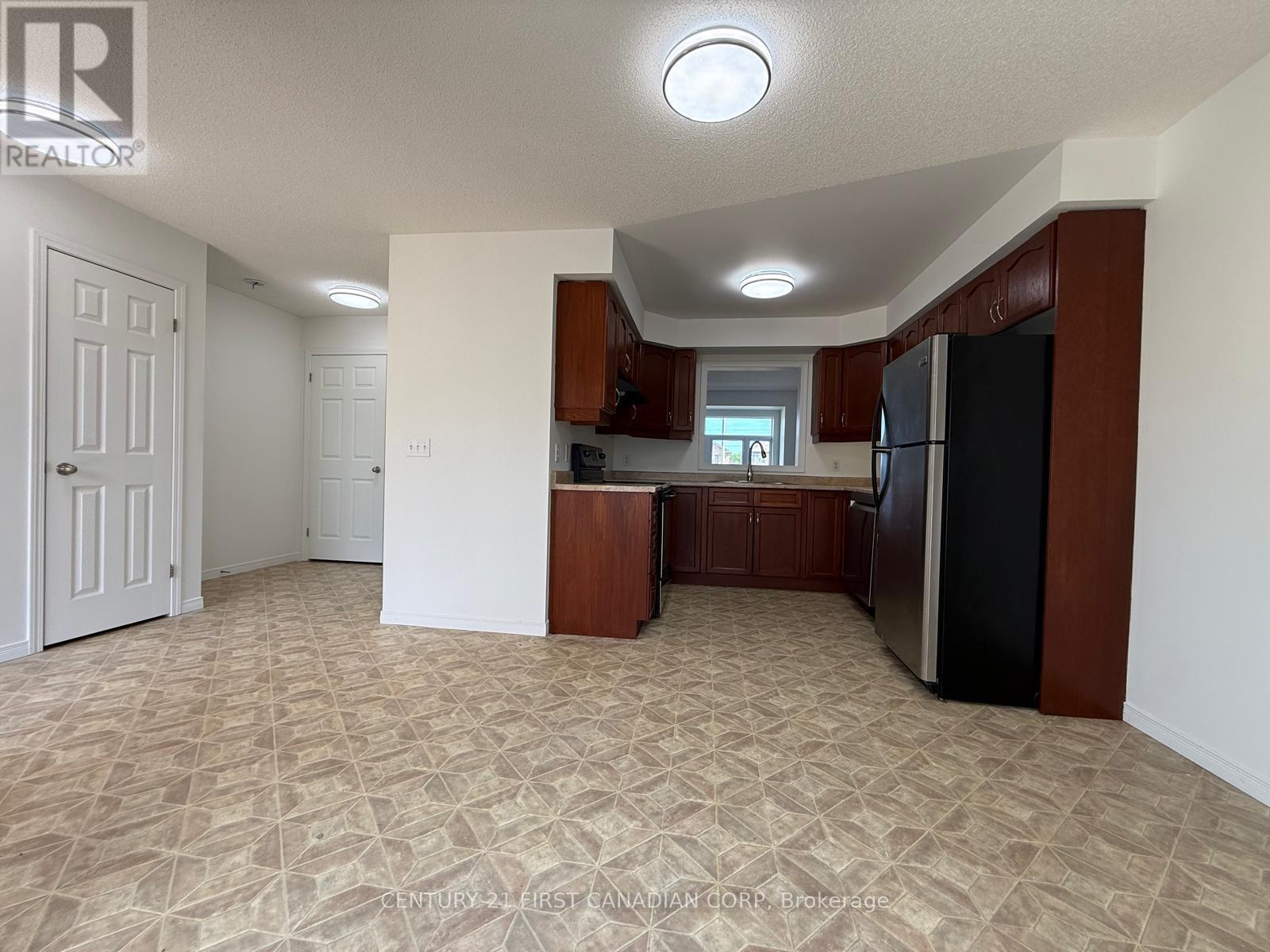 52 - 1600 Mickleborough Drive, London North, Ontario  N6G 5R9 - Photo 6 - X13456862