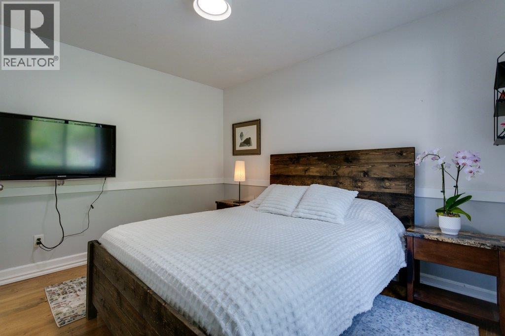 370 Philpott Road, Kelowna, British Columbia  V1P 1J6 - Photo 32 - 10391297