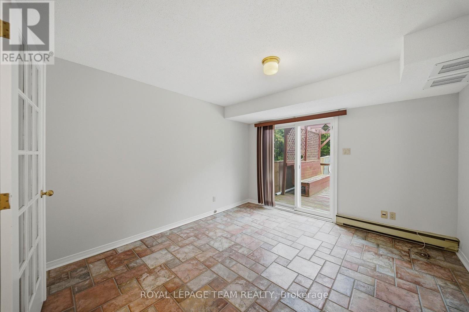 18 Arbordale Crescent, Ottawa, Ontario  K2G 5C6 - Photo 8 - X13456822