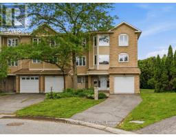 18 ARBORDALE CRESCENT, Ottawa, Ontario