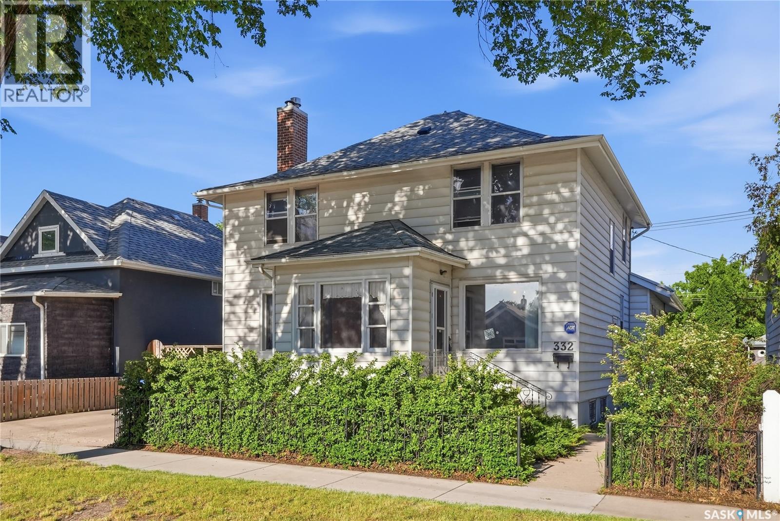 332 I AVENUE S, saskatoon, Saskatchewan