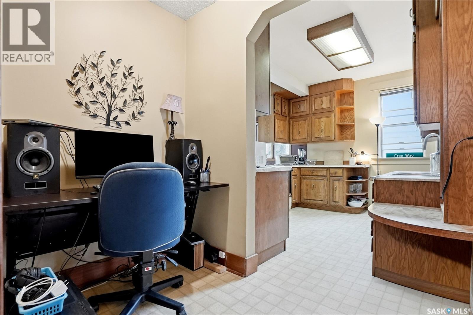 332 I Avenue S, Saskatoon, Saskatchewan  S7M 1Y2 - Photo 17 - SK039753