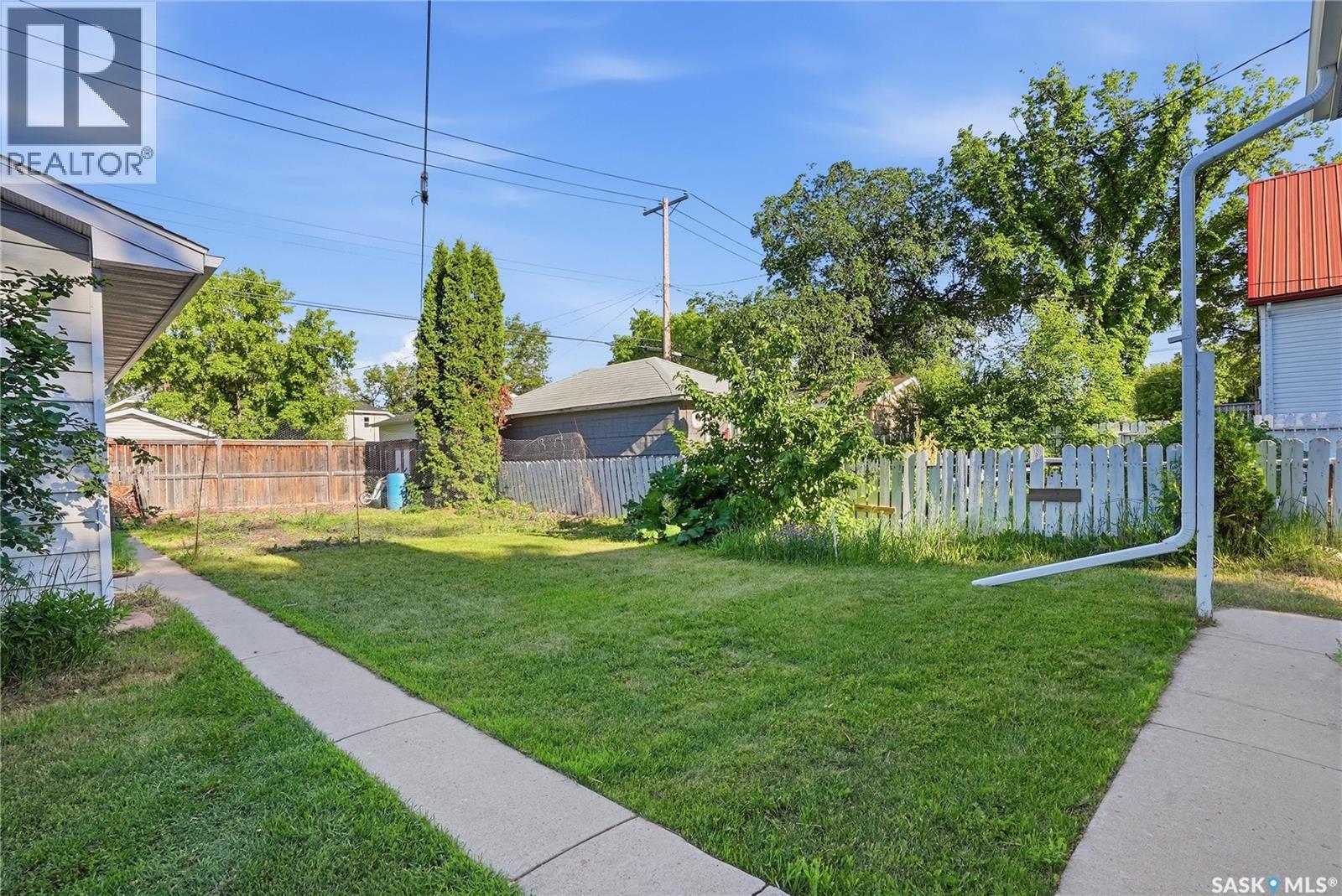 332 I Avenue S, Saskatoon, Saskatchewan  S7M 1Y2 - Photo 57 - SK039753