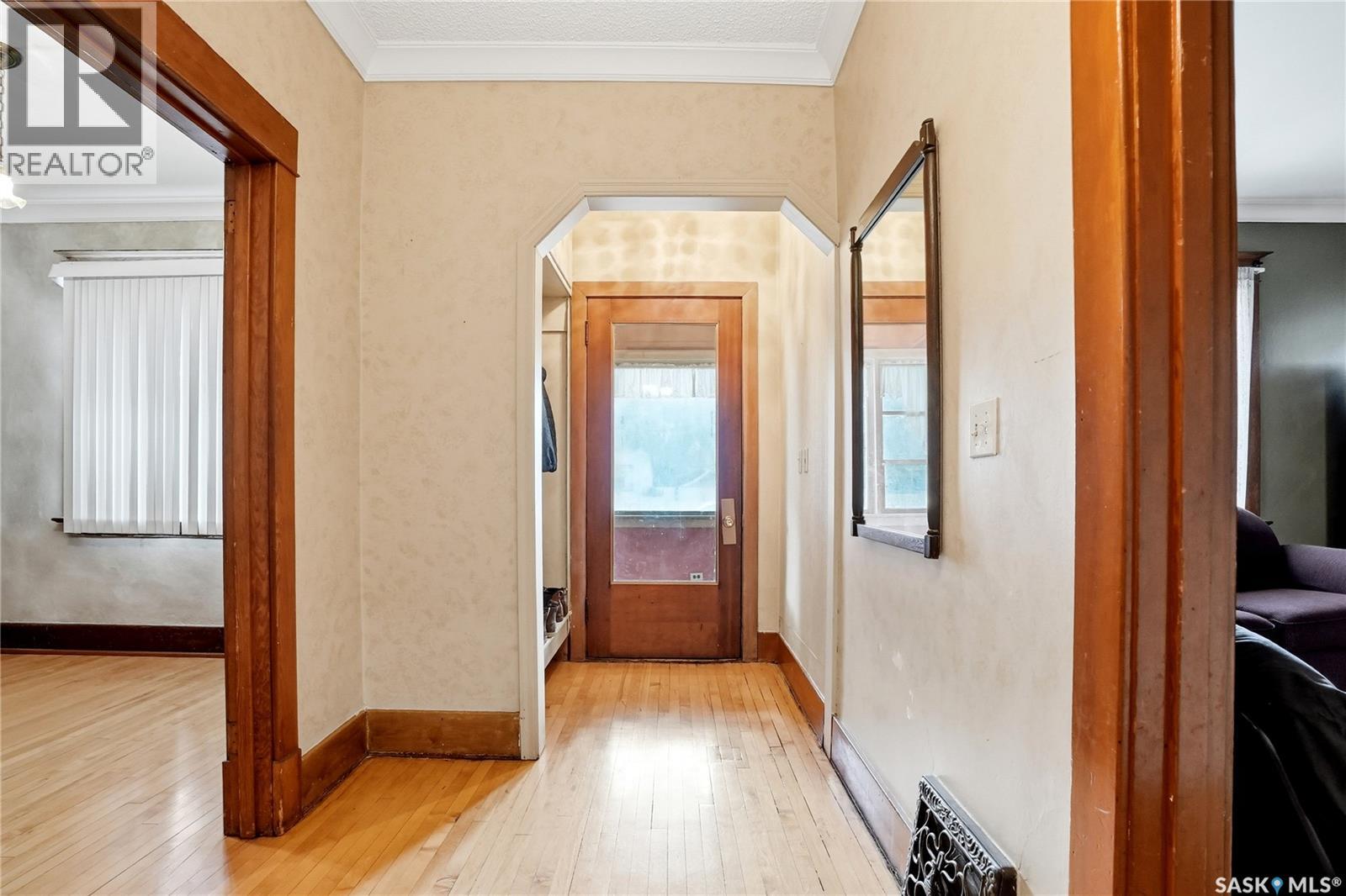 332 I Avenue S, Saskatoon, Saskatchewan  S7M 1Y2 - Photo 6 - SK039753