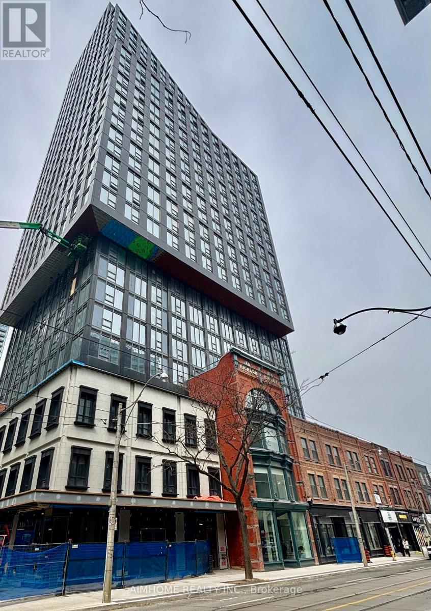 3303 - 100 QUEEN STREET E, Toronto, Ontario