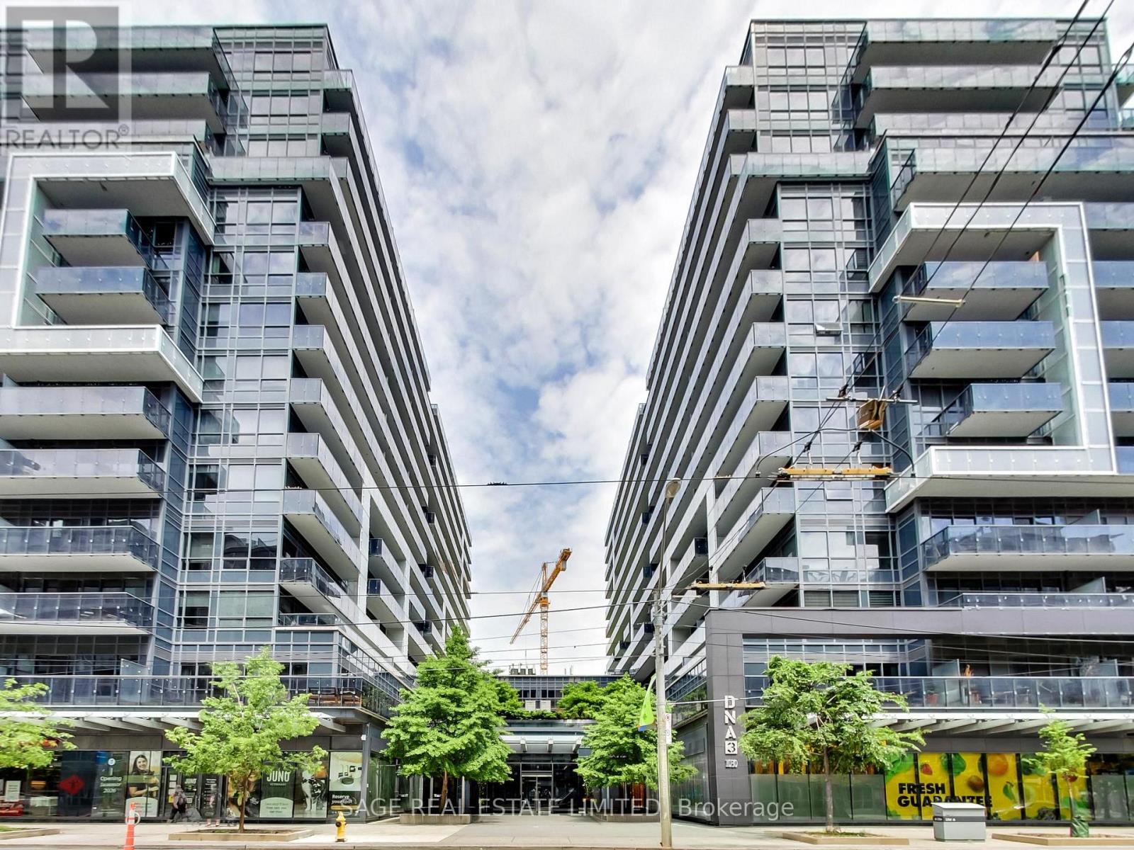 1018 - 1030 King Street W, Toronto, Ontario  M6K 3N3 - Photo 2 - C13456884
