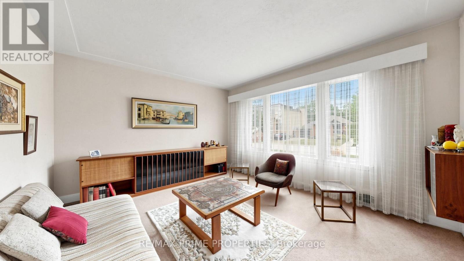 33 Irvington Crescent, Toronto, Ontario  M2N 2Z2 - Photo 2 - C13456926
