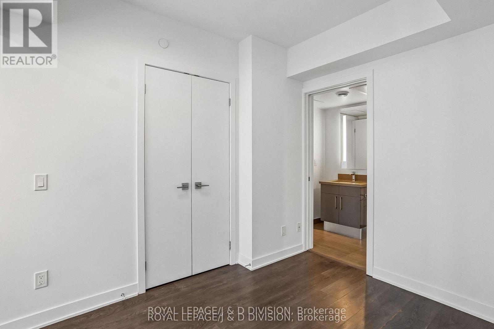 1705 - 188 Cumberland Street, Toronto, Ontario  M5R 0B6 - Photo 7 - C13457024