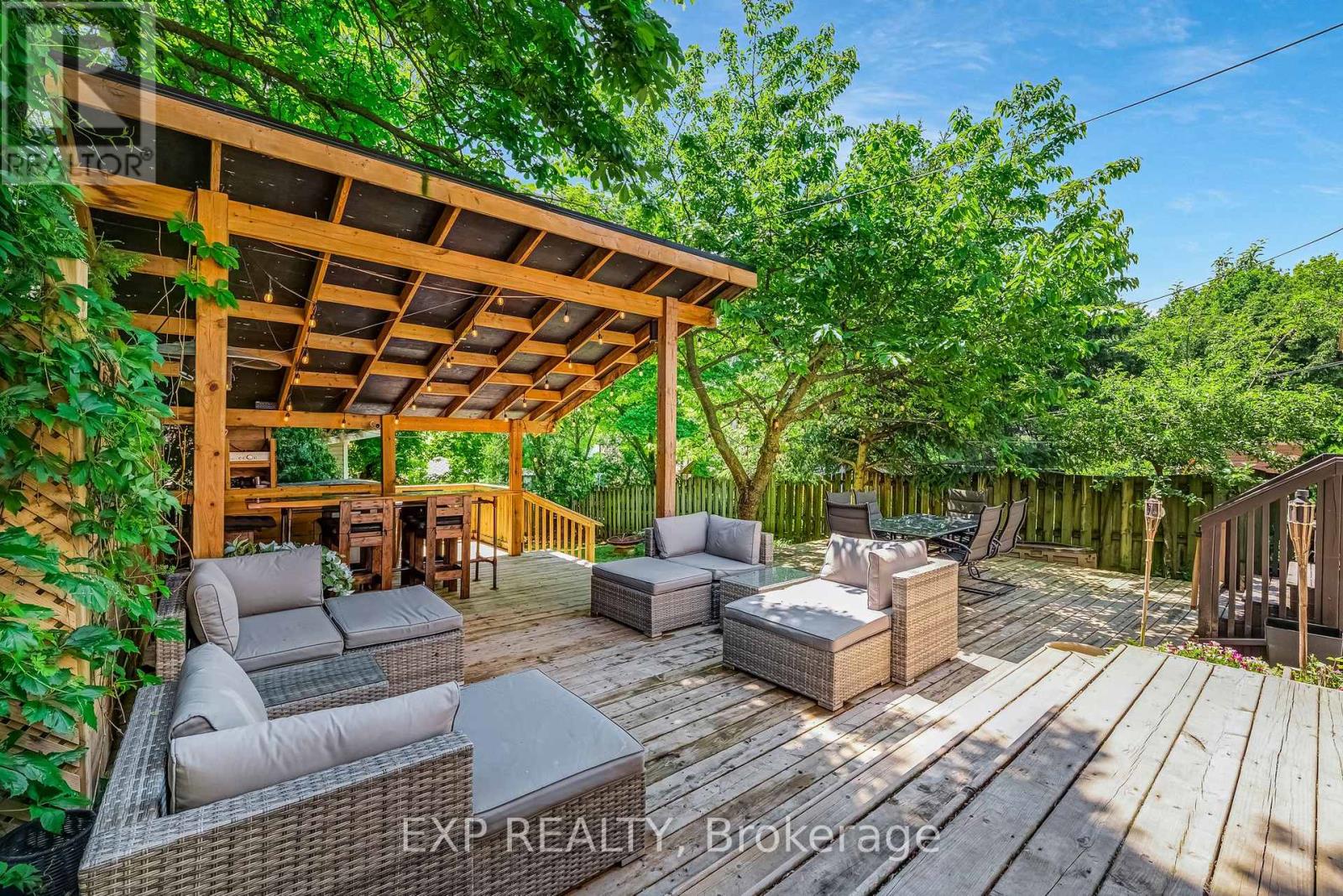 160 Cottonwood Drive, Toronto, Ontario  M3C 2B4 - Photo 39 - C13457040