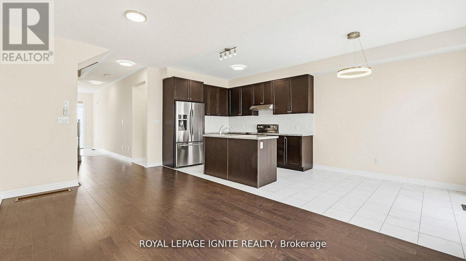 1168 Drawstring Lane, Pickering, Ontario  L1X 0G7 - Photo 8 - E13456856