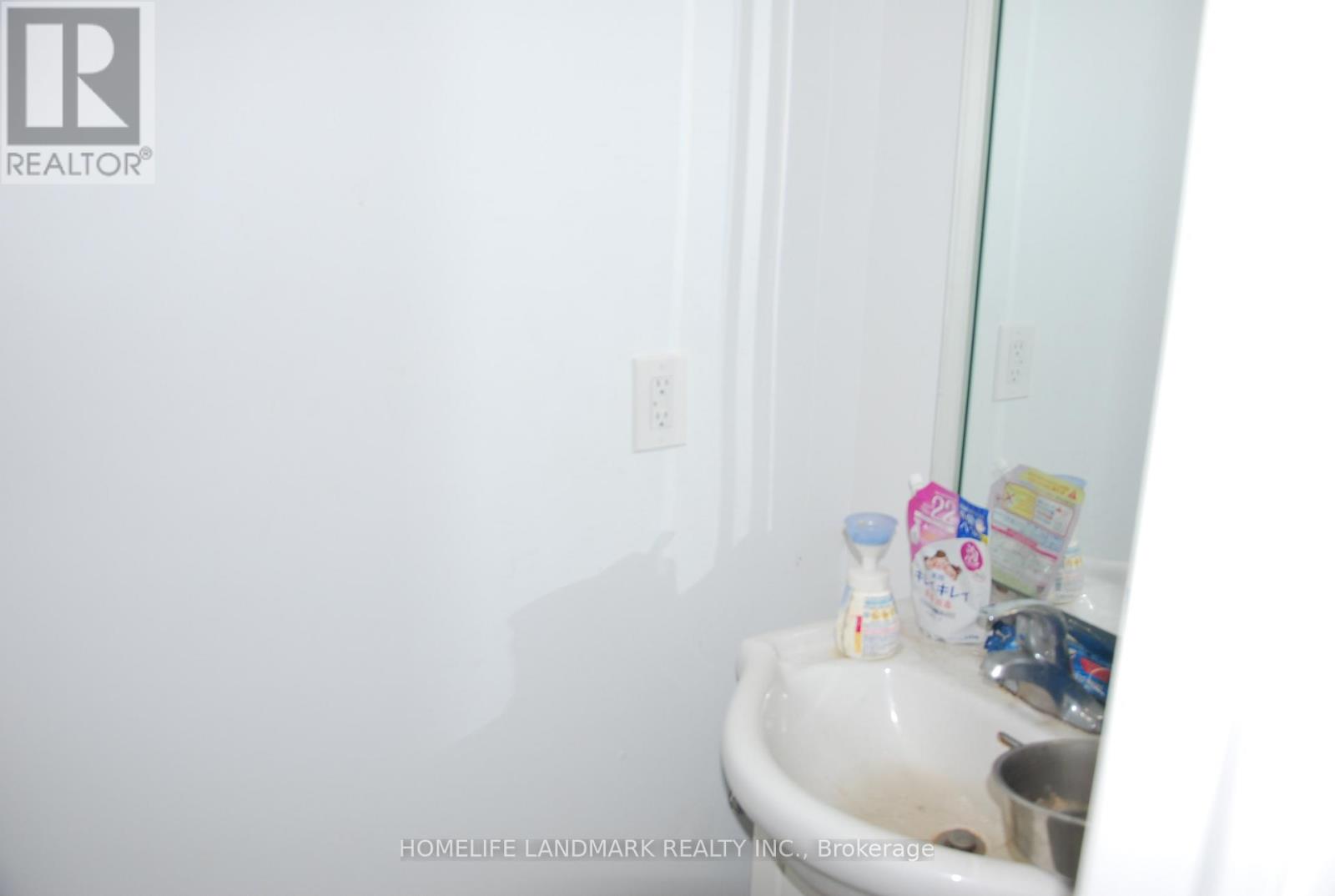 E110 - 3262 Midland Avenue, Toronto, Ontario  M1V 0C6 - Photo 4 - E13456898