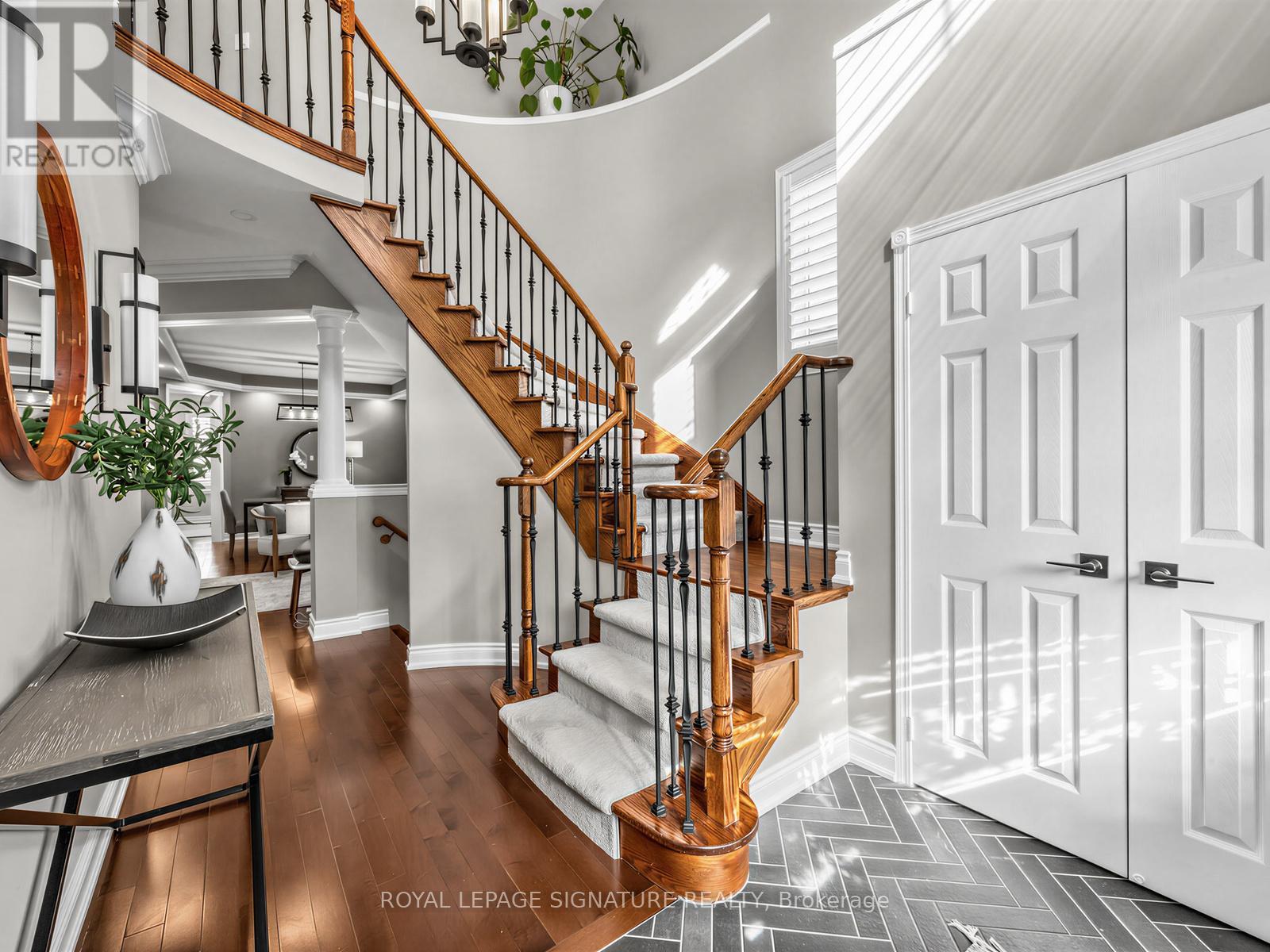 19 Havenwood Place, Whitby, Ontario  L1N 9V6 - Photo 2 - E13456954